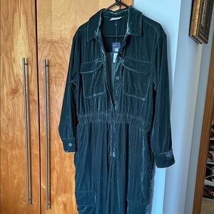 Dark Green Velvet Button-Front Jumpsuit nwt stretchy